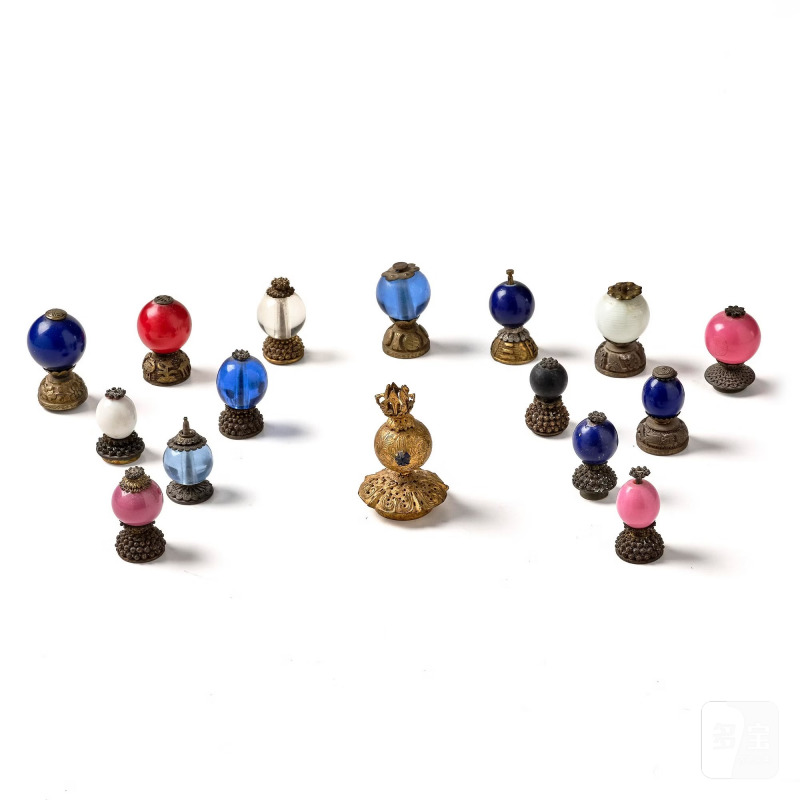 A group of 16 gilt-metal mandarin insignias, - 图1